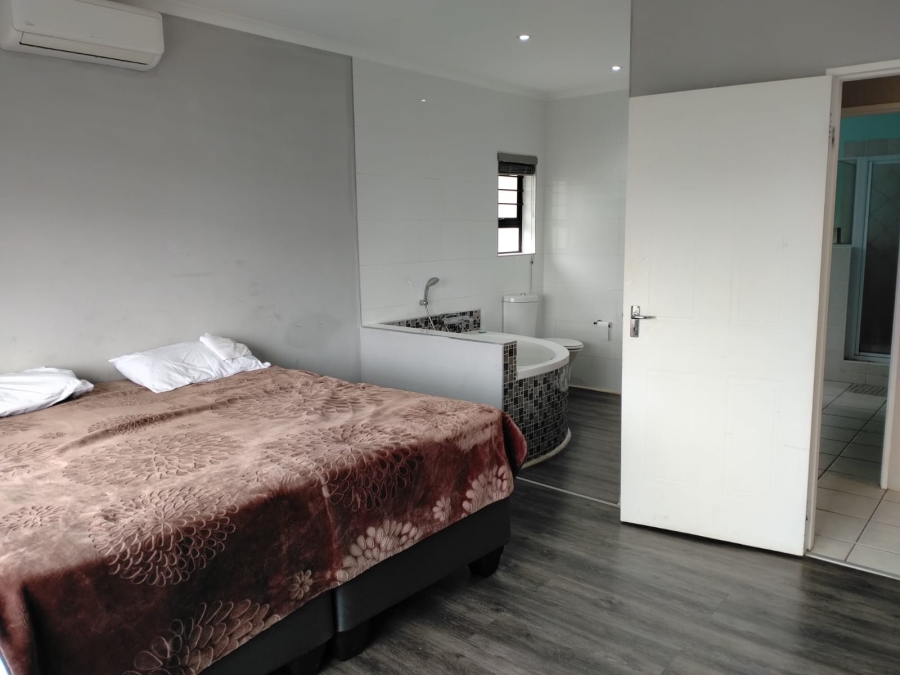 4 Bedroom Property for Sale in West Bank Eastern Cape